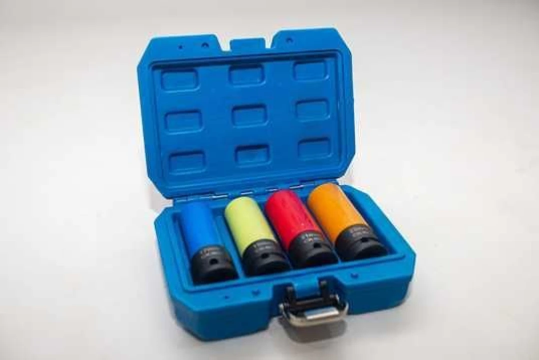 KLJUČ NASADNI UDARNI ZA KOTAČE 1/2 SET