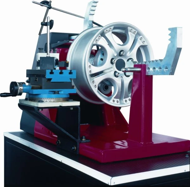 STROJ ZA RAVNANJE FELGI 10
